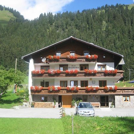 Haus Bergfrieden Hotel Bach  Exterior photo
